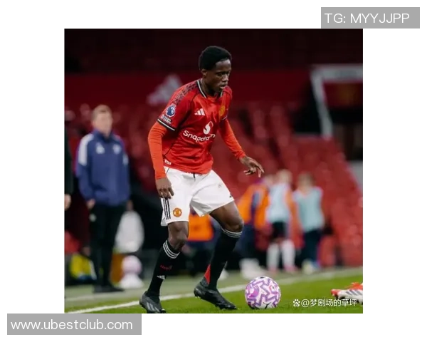 小卡里克曼联U18演首秀!曾伙伴鲁尼长子,青训已有四大名宿之后 小卡里克曼联U18演首秀!曾伙伴鲁尼长子,青训已有四大名宿之后